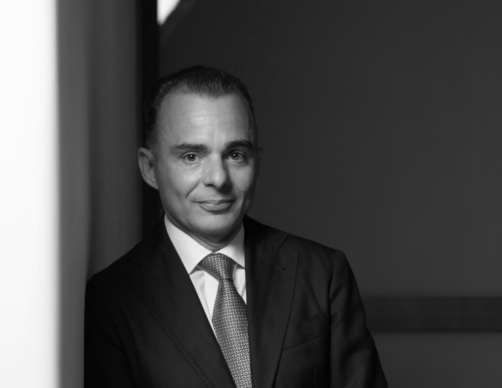 Pierfrancesco  Savona